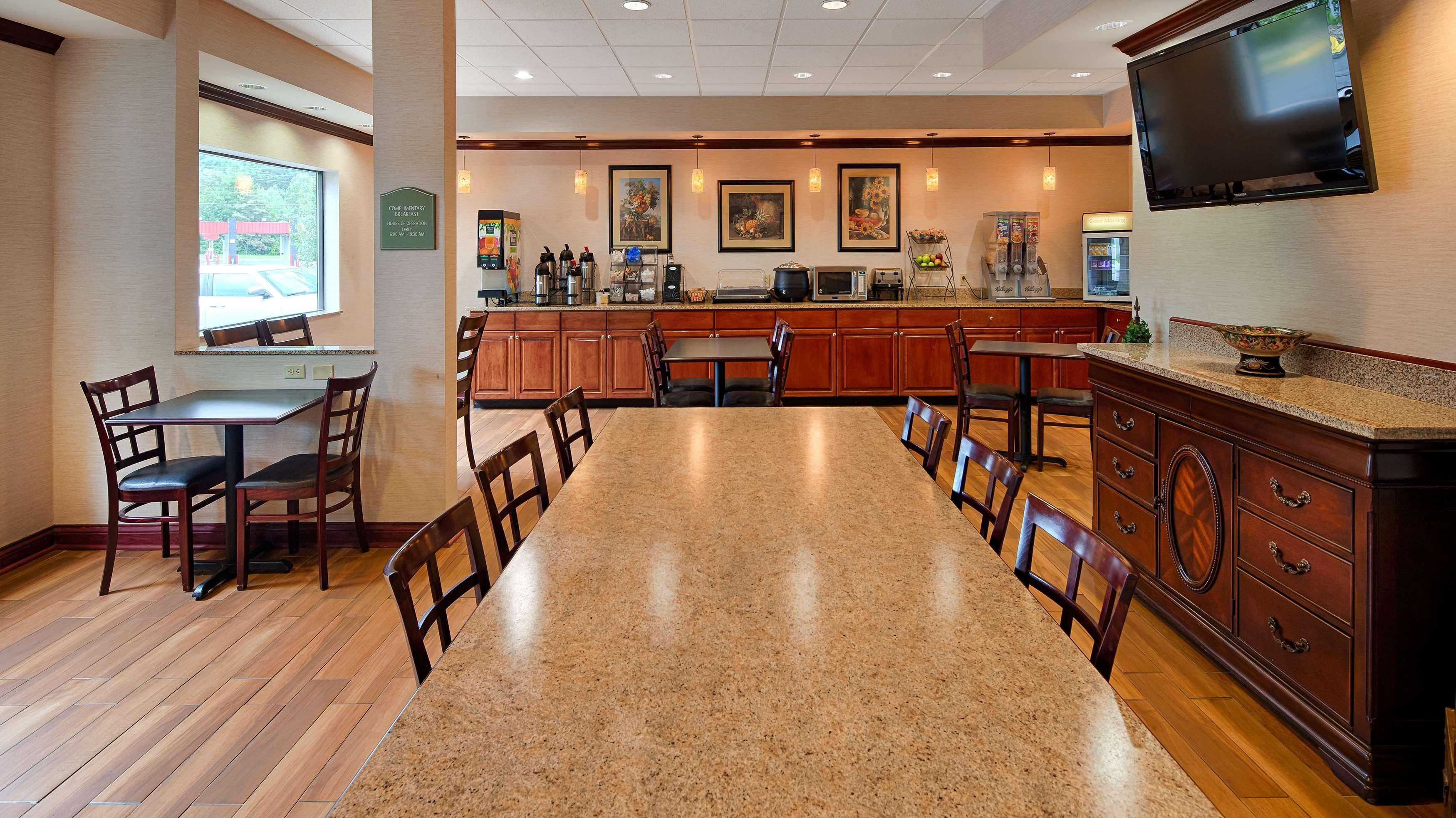 Best Western Of Wise Bagian luar foto
